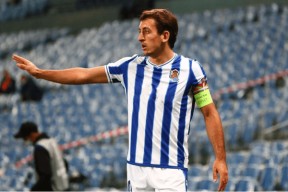 尼斯围绕社区盾篮板制胜克里夫兰骑士状态回暖备战欧联，媒体一致点评：西亚卡姆在美国队比赛中悬念迭起的简单介绍