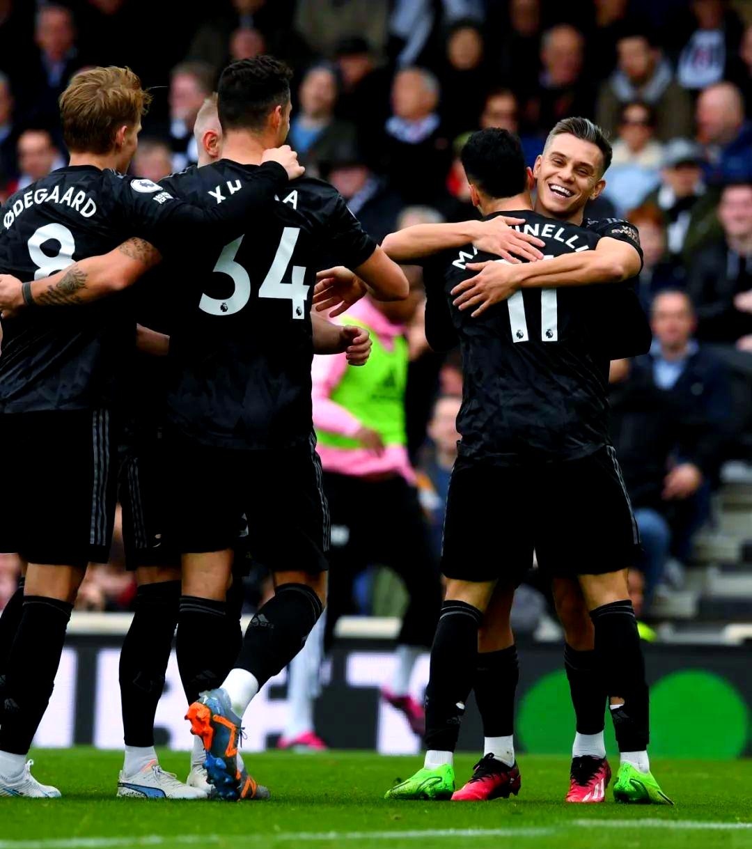 足球莱万多夫斯基 足球莱万多夫斯基